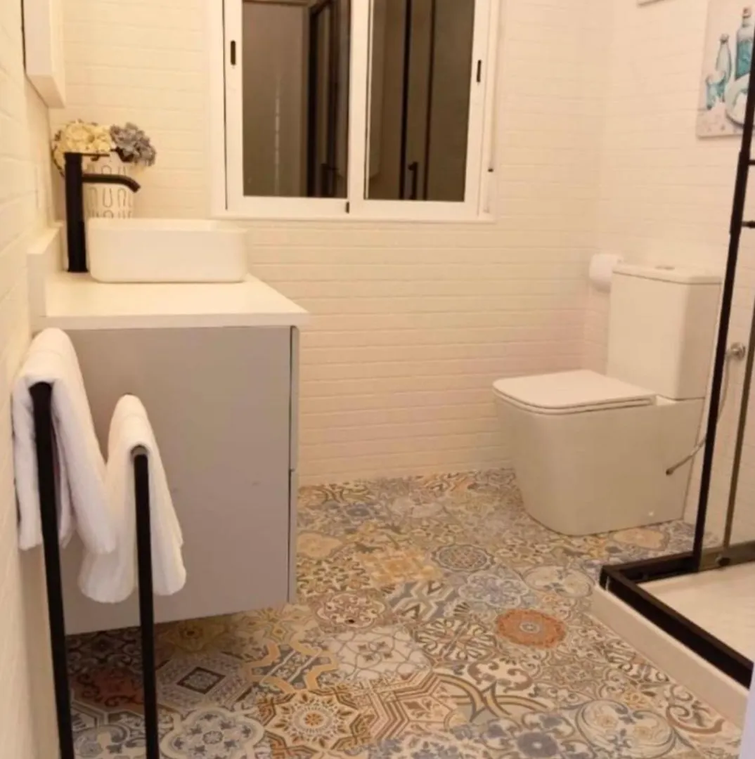 Apartamento Warm Harbor Santa Coloma de Gramenet 0*,